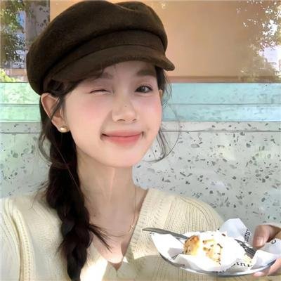 为黛茜小姐开车